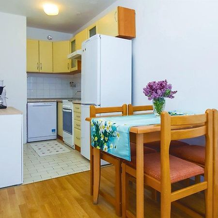 Apartment Mesin Split Exteriér fotografie